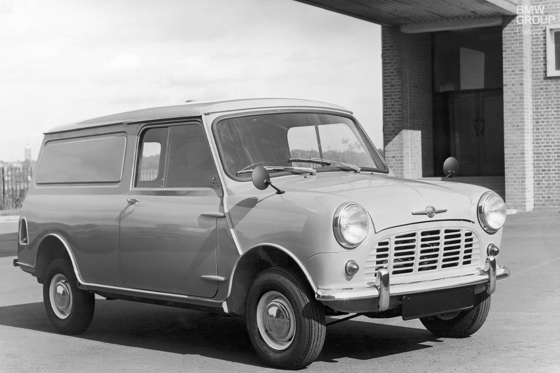 Mini Classic Van
